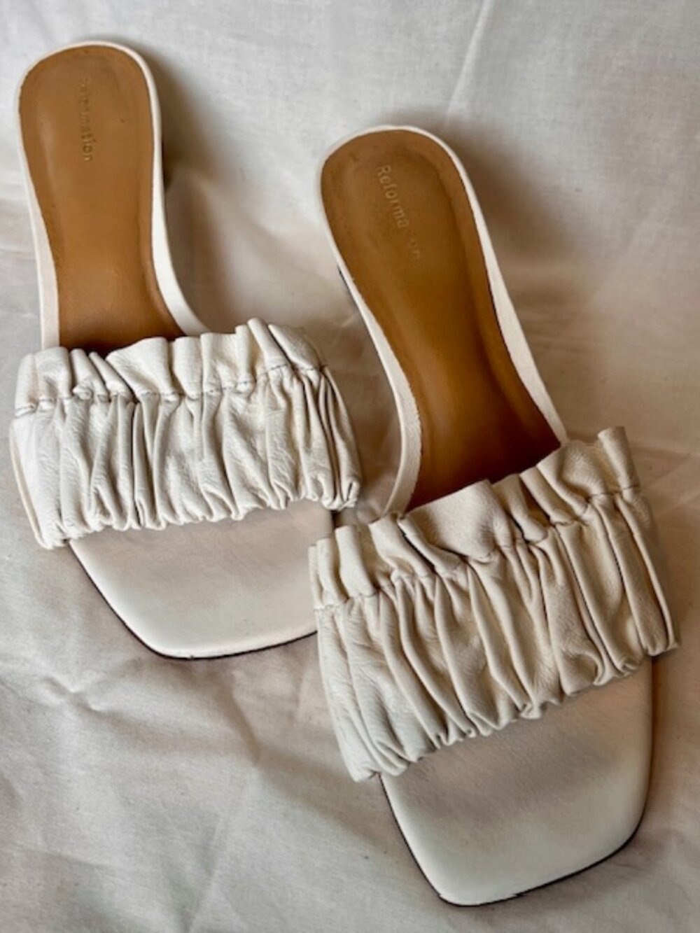 Reformation Ruched Slide Mules (Size 7)